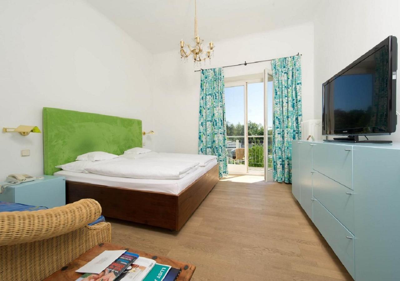 Seehotel Hubertushof Velden am Wörther See Extérieur photo